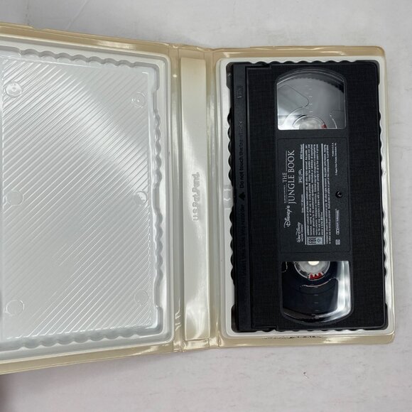 Vintage 1994 Disney's Rudyard Kipling's The Jungle Book VHS Tape Clamshell CAse - Picture 4 of 9
